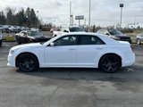Used 2022 Chrysler 300 Touring image 3