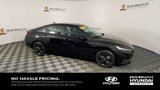 Used 2023 Hyundai Elantra SEL image 2