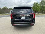 Used 2022 GMC Yukon SLT w/ SLT Premium Package image 4