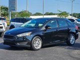 Used 2017 Ford Focus SE image 2