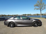Used 2023 Toyota Camry SE image 2