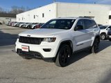 Used 2020 Jeep Grand Cherokee Laredo image 2