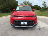 Used 2023 Kia Soul LX w/ LX Technology Package image 2