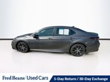 Used 2023 Toyota Camry SE image 4