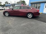 Used 2015 Chevrolet Malibu LT image 2