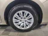 Used 2014 Toyota Camry LE image 3