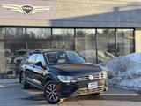 Used 2021 Volkswagen Tiguan SE w/ Panoramic Sunroof Package image 4