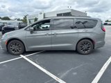 Used 2021 Chrysler Pacifica Touring w/ S Appearance Package image 5