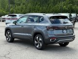 New 2025 Volkswagen Taos SE image 6
