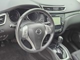Used 2014 Nissan Rogue SL image 2