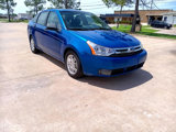 Used 2010 Ford Focus SE image 2