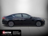 Used 2023 Nissan Altima 2.5 SV image 2