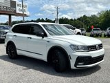 Used 2021 Volkswagen Tiguan SE R-Line image 3