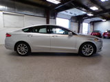 Used 2017 Ford Fusion SE w/ Fusion SE Technology Package image 6