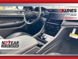 New 2024 Jeep Grand Cherokee Altitude image 5