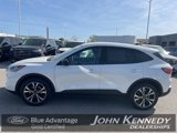 Certified 2022 Ford Escape SE w/ SE Sport Appearance Package image 4