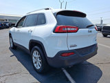 Used 2018 Jeep Cherokee Latitude Plus w/ Cold Weather Group image 4