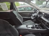 Used 2023 Nissan Rogue S image 4