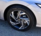 New 2025 Hyundai Elantra Limited image 6