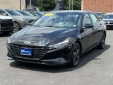 Used 2022 Hyundai Elantra SEL image 2