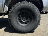 Used 2018 Toyota Tacoma TRD Off-Road image 3