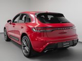 Certified 2025 Porsche Macan image 3