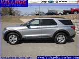 Used 2023 Ford Explorer XLT w/ Equipment Group 202A image 4