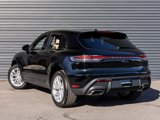 Used 2025 Porsche Macan image 3