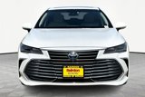 Used 2020 Toyota Avalon Limited image 3