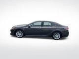 Used 2018 Toyota Camry LE image 2
