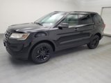 Used 2017 Ford Explorer 4WD image 2