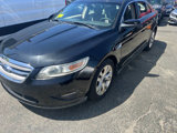 Used 2010 Ford Taurus SEL image 2