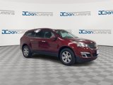 Used 2017 Chevrolet Traverse LT image 2