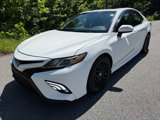 Used 2018 Toyota Camry LE image 2