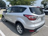 Used 2017 Ford Escape SE image 2
