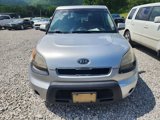 Used 2011 Kia Soul + image 2