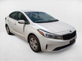 Used 2017 Kia Forte LX w/ LX Popular Package image 3