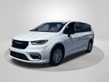 New 2025 Chrysler Pacifica Select image 2