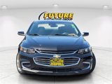 Used 2018 Chevrolet Malibu Premier w/ Driver Confidence Package image 2