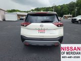 Used 2023 Nissan Rogue SV image 4