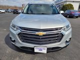 Used 2018 Chevrolet Traverse LT image 2