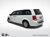 Used 2020 Dodge Grand Caravan SE image 3
