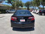 Used 2014 Toyota Camry L image 4