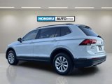 Used 2018 Volkswagen Tiguan SE w/ Panoramic Sunroof Package image 3