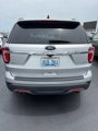Used 2018 Ford Explorer XLT image 4