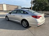 Used 2015 Hyundai Sonata SE image 5