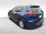 Used 2018 Nissan Rogue SV image 4