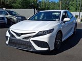 Used 2022 Toyota Camry SE image 3