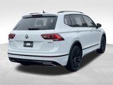 Used 2020 Volkswagen Tiguan SE R-Line image 4