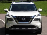 Used 2023 Nissan Rogue SV w/ SV Premium B Package image 3